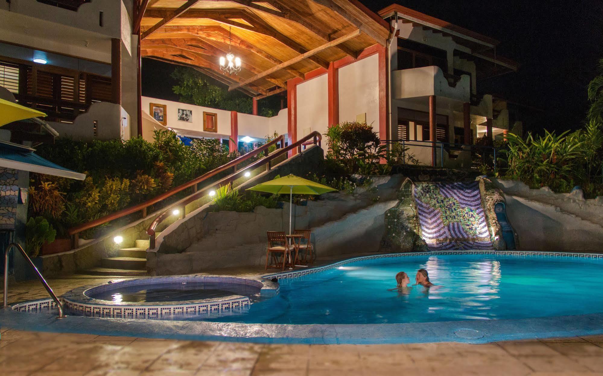 Hotel California Nationalpark Nationalpark Manuel Antonio Exterior foto